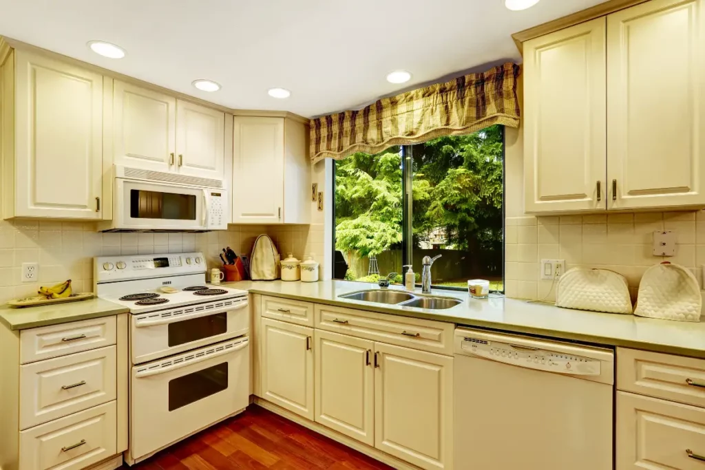 Red Rabbit Rubbush Removal - Kitchen